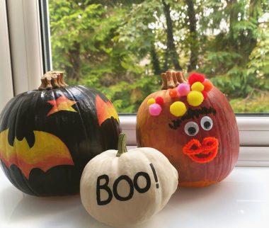 20+ Super Easy and Cute Pumpkin Painting Ideas - Color Psychology